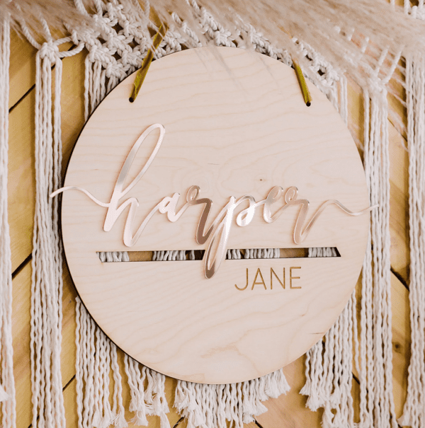 Round Wooden Nursery Room Name-Sign - 16"